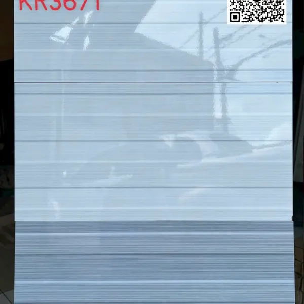 Gạch Men 30x60 Ốp Tường Giá Rẻ sọc ngang xám KR3671