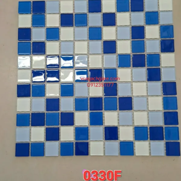 Gạch Mosaic Thuỷ Tinh Giá Rẻ trắng xanh dương 0330