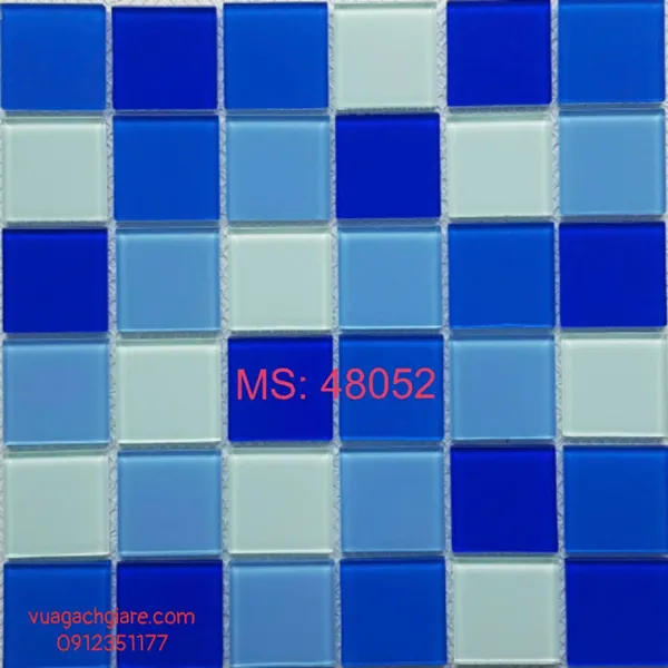 Gạch Mosaic Thuỷ Tinh Giá Rẻ xanh dương đậm nhạt