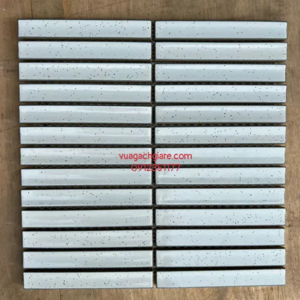 Gạch Mosaic Que Đũa Nhỏ Trang Trí màu trắng mè đen