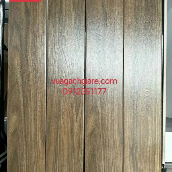 Gạch Vân Gỗ 15x80 TAKAO màu nâu