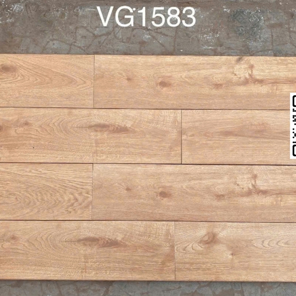 Gạch Vân Gỗ - Gạch Giả Gỗ 15x80 Ốp Lát màu nâu 1583