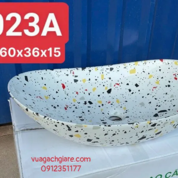 Chậu Lavabo Thuyền Giá Rẻ đen trắng