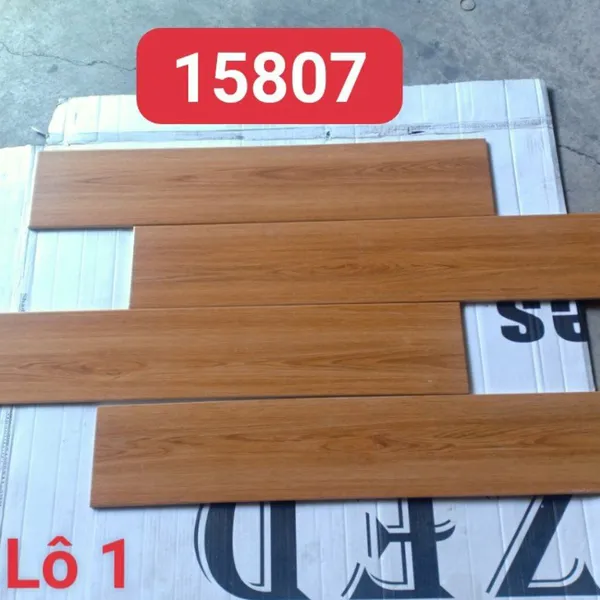 Gạch Vân Gỗ 15x80 Giá Rẻ nhập khẩu Trung Quốc 188107 - 15807