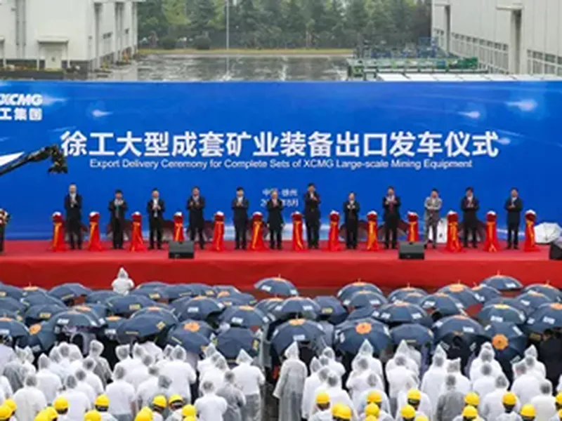 Thiết bị xây dựng ngành công nghiệp nặng XCMG xuất khẩu toàn cầu