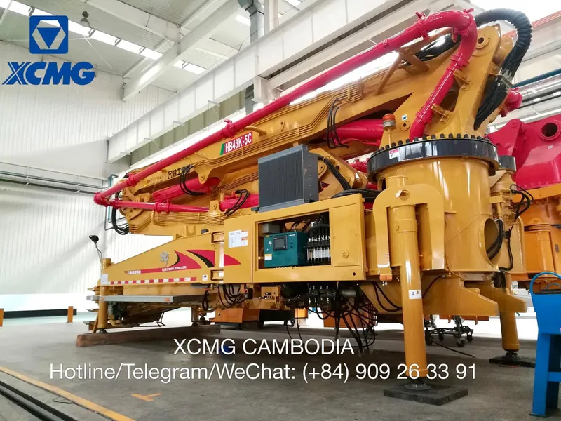 XE BƠM BÊ TÔNG CẦN XCMG