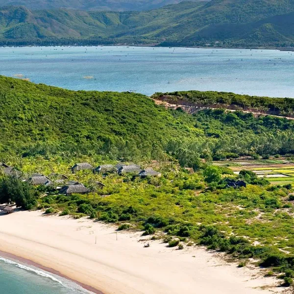 Zanier Hotel Bãi san hô Phú Yên