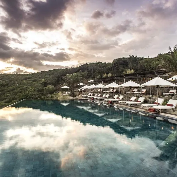 Zanier Hotel Bãi san hô Phú Yên