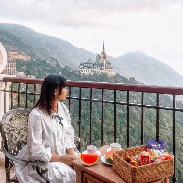 VENUS TAM ĐẢO