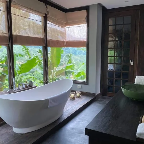 AVANA RETREAT HÒA BÌNH 