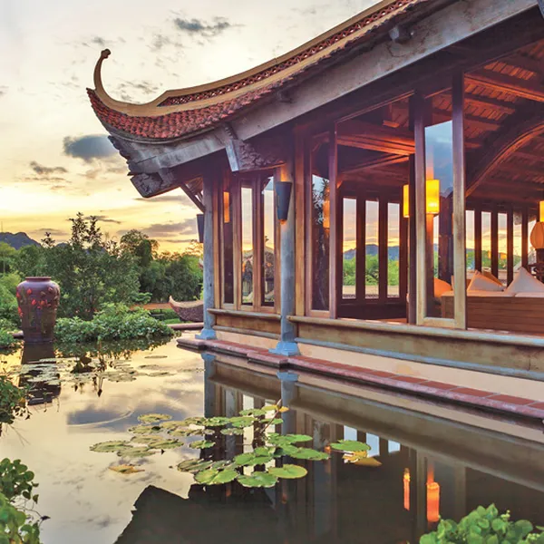 EMERALDA NINH BÌNH - BỂ BƠI 4 MÙA 