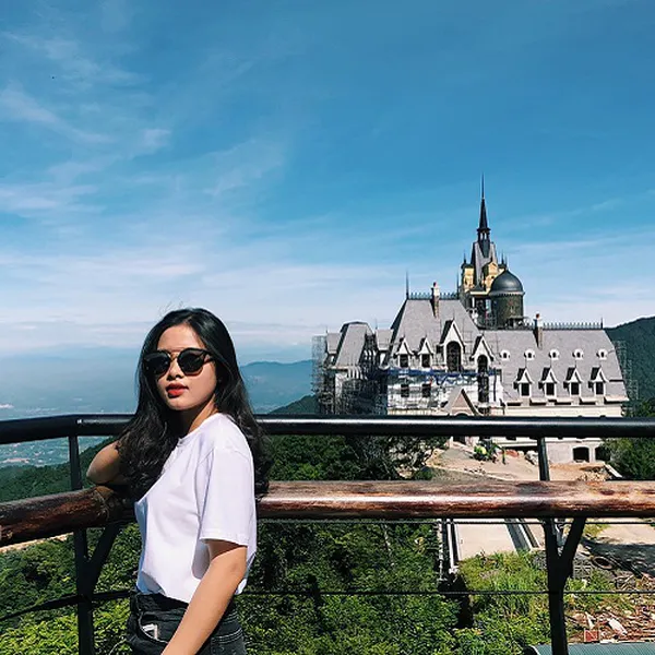 VENUS TAM ĐẢO