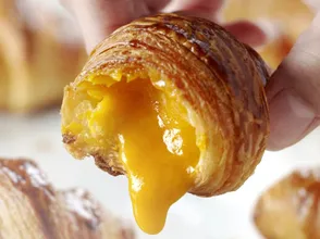 Những món ăn vặt ngon từ lòng đỏ trứng muối mà bạn khó cưỡng lại được...!