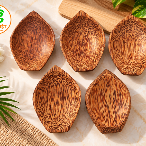 Dĩa gỗ dừa hình cánh hoa đựng gia vị