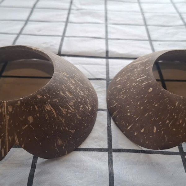 Đế gáo hoa để dừa trọc