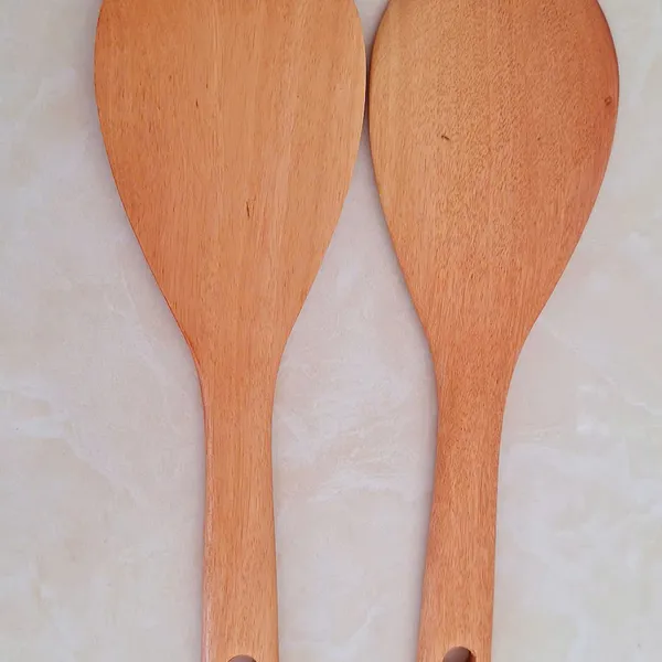 Vá cơm gỗ nhãn