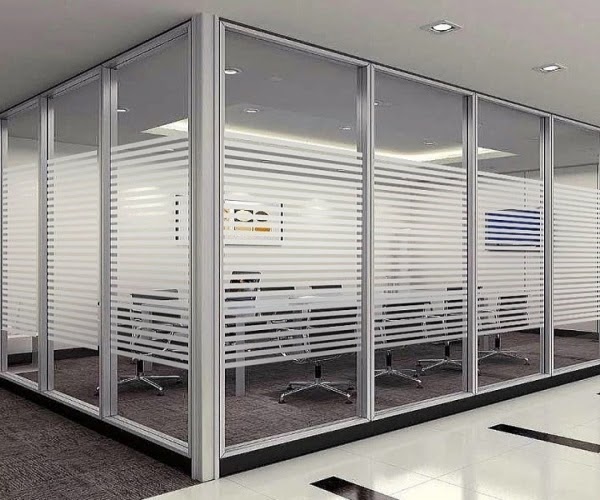 Nhận dán decal kính văn phòng theo yêu cầu