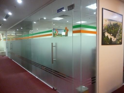 Dán kính mờ văn phòng