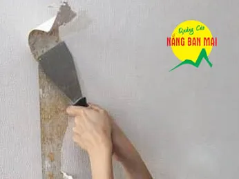 Cách gỡ giấy dán tường