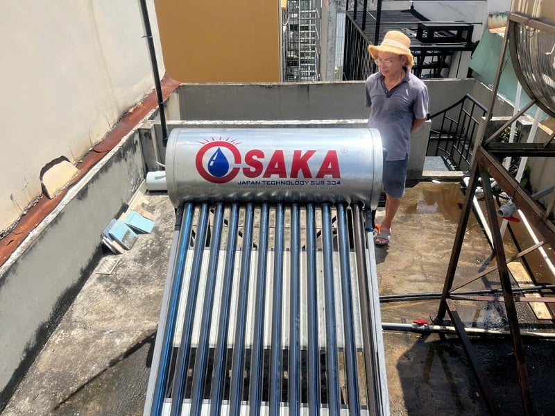 Bàn giao Thay bình bảo ôn 12 ống tại HCM Bàn giao Thay bình bảo ôn 12 ống tại HCM