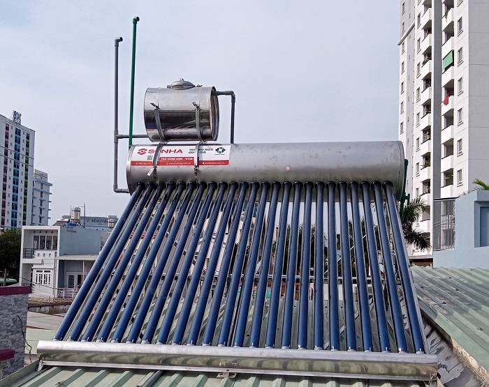 Bồn nước phụ Sơn Hà là sản phẩm được sản xuất bằng inox SUS 304 chất lượng cao, đảm bảo an toàn thực phẩm. Bồn nước phụ Sơn Hà là sản phẩm được sản xuất bằng inox SUS 304 chất lượng cao, đảm bảo an toàn thực phẩm.