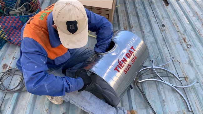 Bình nước phụ 60 lít inox 304 Bình nước phụ 60 lít inox 304