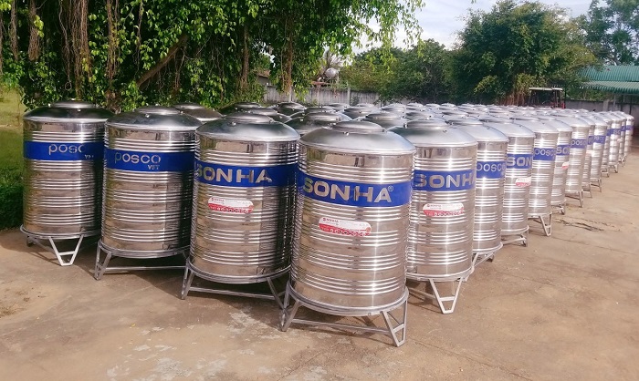 Bồn nước Sơn Hà 1,000L Đứng giao khách hàng Bồn nước Sơn Hà 1,000L Đứng giao khách hàng