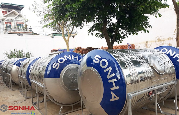 Bồn nước Sơn Hà 2,000L Ngang giao khách hàng Bồn nước Sơn Hà 2,000L Ngang giao khách hàng