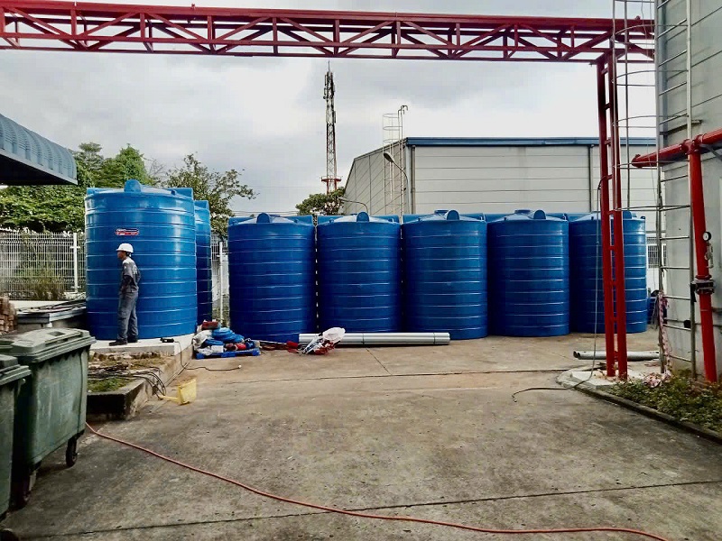 Giao hàng Bồn nhựa Sơn Hà 10000L Đứng nhà Xưởng Giao hàng Bồn nhựa Sơn Hà 10000L Đứng nhà Xưởng