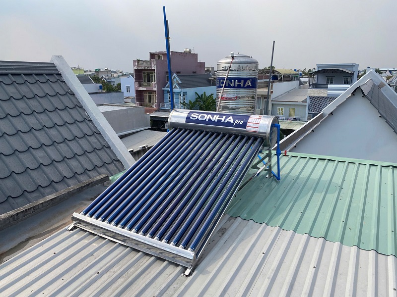 Trọn bộ sản phẩm Máy nước nóng NLMT Sơn Hà Trọn bộ sản phẩm Máy nước nóng NLMT Sơn Hà