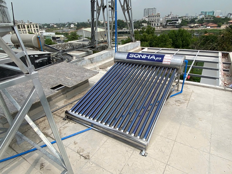 Trọn bộ sản phẩm Máy nước nóng NLMT Sơn Hà 180L Trọn bộ sản phẩm Máy nước nóng NLMT Sơn Hà 180L