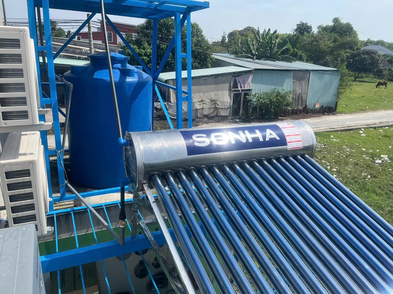 Trọn bộ máy nước nóng mặt trời Sơn Hà tại Long An Trọn bộ máy nước nóng mặt trời Sơn Hà tại Long An