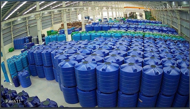 Téc nước nhựa tại Sơn Hà Sài Gòn Téc nước nhựa tại Sơn Hà Sài Gòn