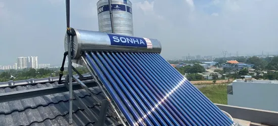 Hướng Dẫn Lắp Máy Nước Nóng Mặt Trời Trên Mái Nghiêng An Toàn