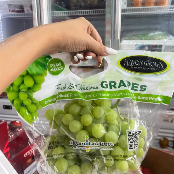 Nho xanh địa cầu