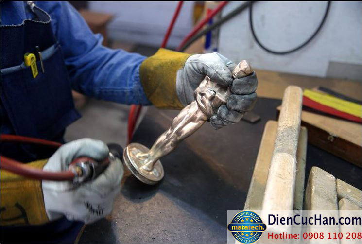 Ứng dụng phổ biến nhất của đồng thiếc trong đúc tượng Ứng dụng phổ biến nhất của đồng thiếc trong đúc tượng
