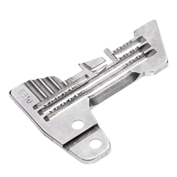 E810 Mặt Nguyệt Vắt Sổ 4 Ống Chỉ Siruba 747-512M1
