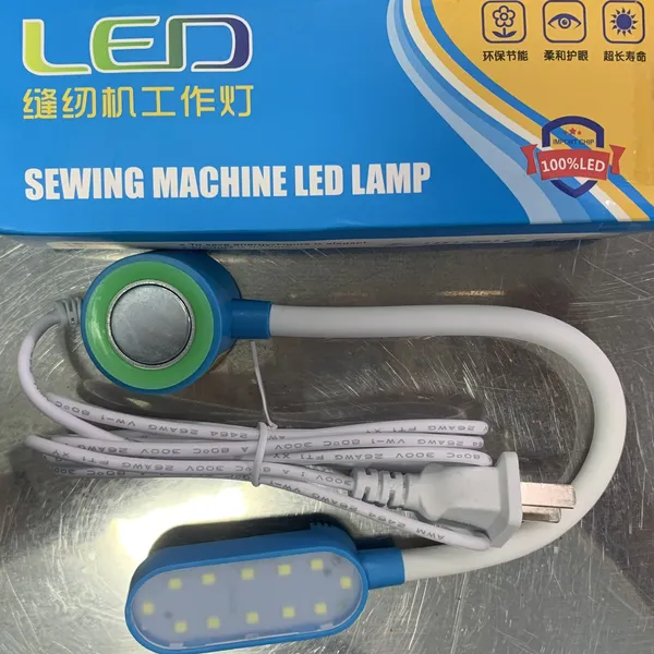 Đèn LED  12 bóng