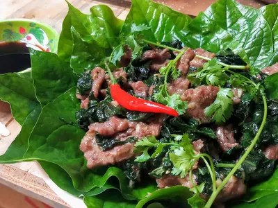 Hướng dẫn cách chế biến tim bò xào lá lốt