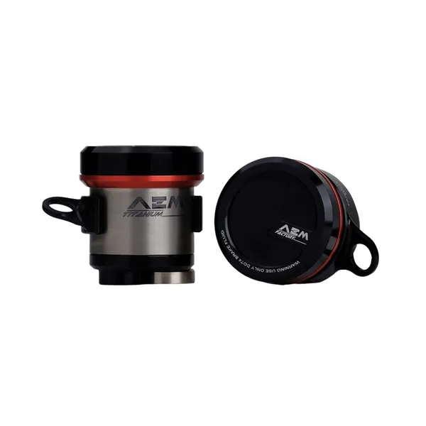 Bình dầu AEM Titanium gắn cùm thắng/côn Brembo RCS trực tiếp