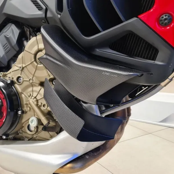 Cánh gió CNC Racing carbon cho Ducati Multistrada V4