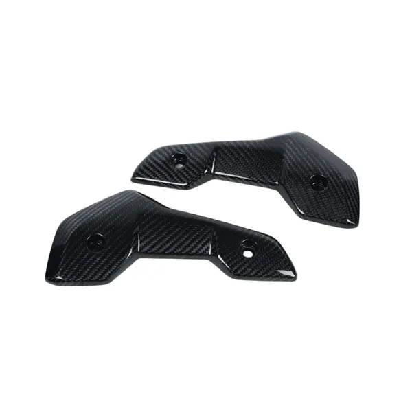 Che két OYA carbon cho Triumph Trident 660