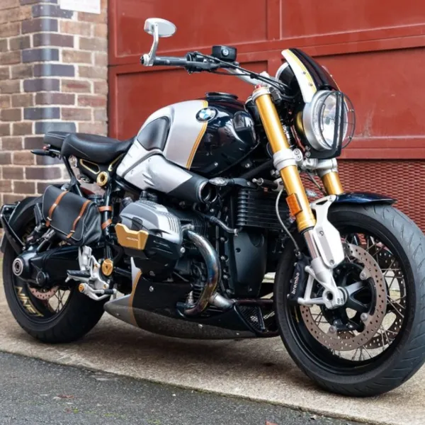 Mỏ cày carbon OYA cho BMW R9T