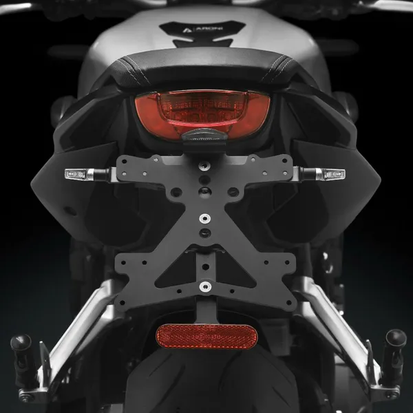 Pát biển số Rizoma cho Honda CB650R 2021+
