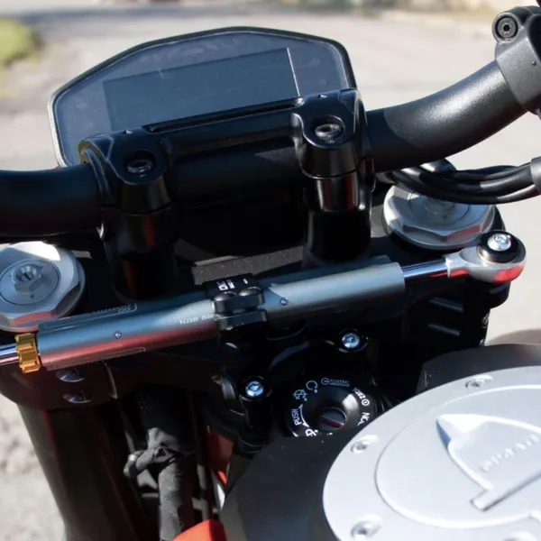 Pát trợ lực Hyper 950 CNC Racing