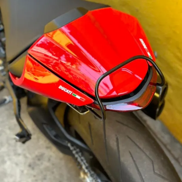 Tay dắt sau Ducati Monster 937