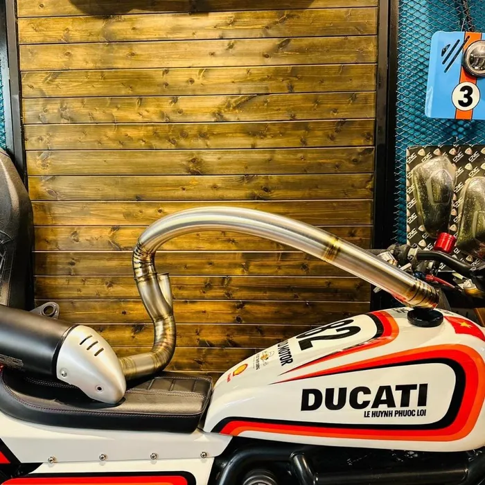 Cổ pô titan (custom theo dòng xe & yêu cầu)