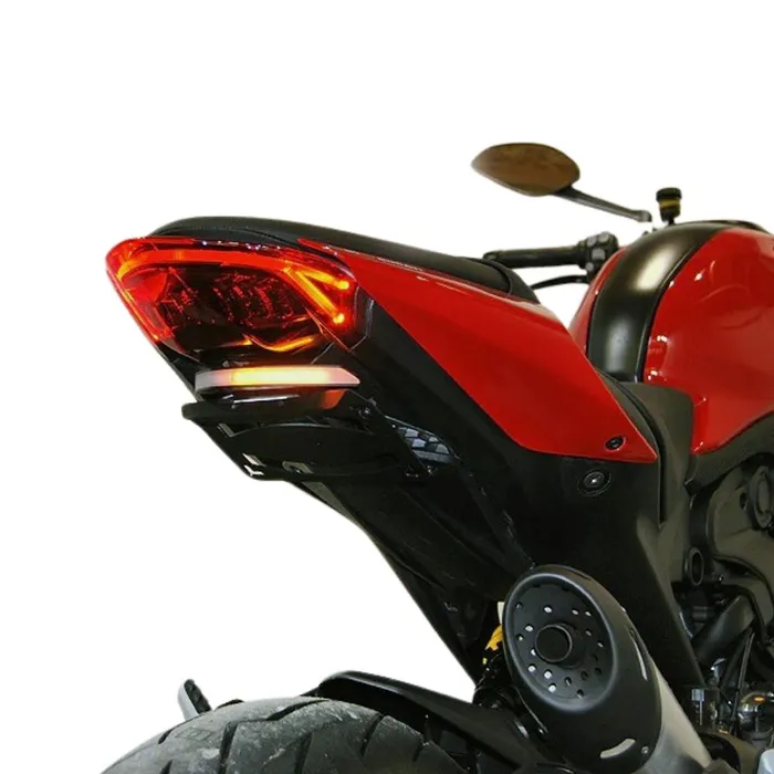 Pát biển số NRC tích hợp signal cho Ducati Monster 937