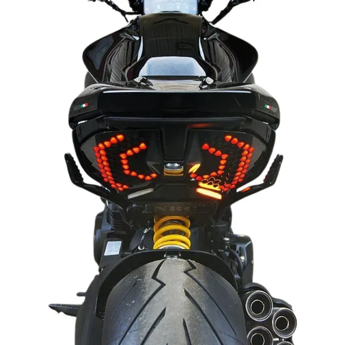 Pát biển số NRC tích hợp signal Ducati Diavel V4