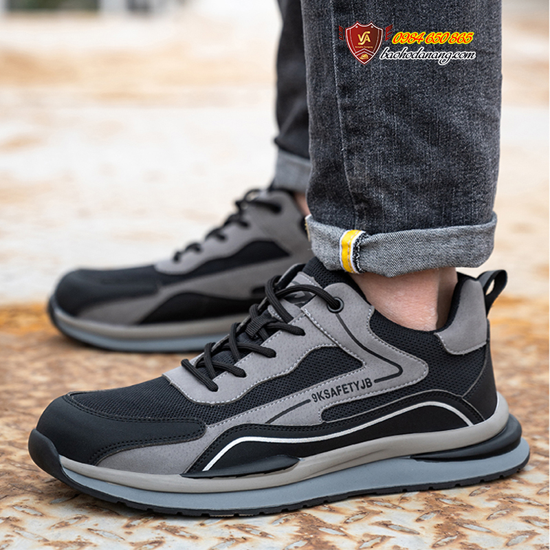 Giày Bảo Hộ Nam Đẹp Kiểu Dáng Thời Trang Chất Liệu Da Lộn Màu Nâu Mũi Thép Chống Đập Và Đế Lót Kevlar Chống Đâm Xuyên VA02